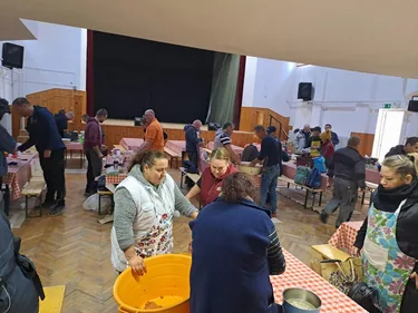 Hajmáskéri Vigadalom, III. Kolbászkészítő Verseny 