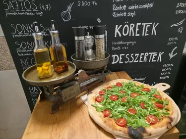 Ételek