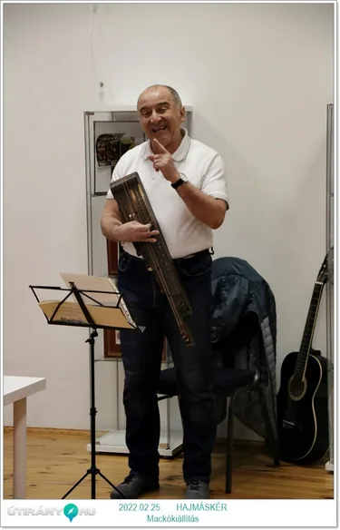 Mackókiállítás